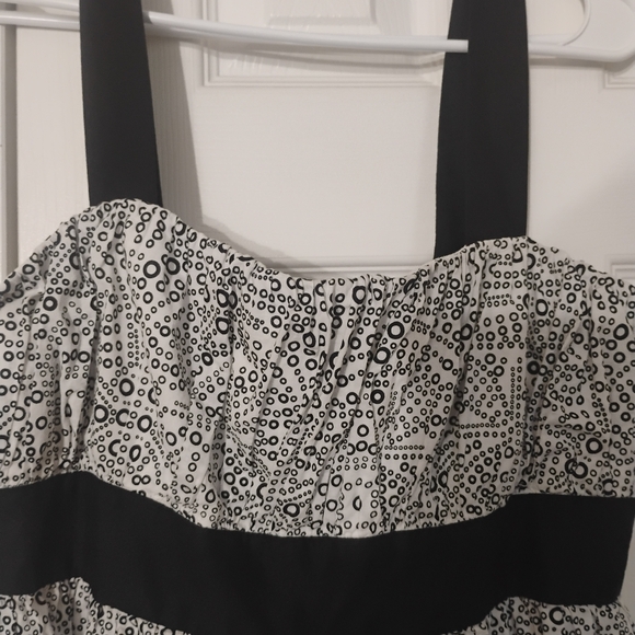 NY & COMPANY Sundress Geo Dot Empire Waist Lined Black & White Size 10 - Picture 2 of 4